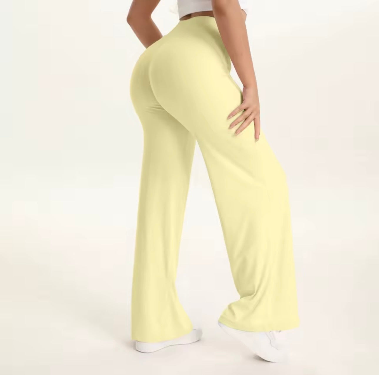 SoftMotion Flared Leggings